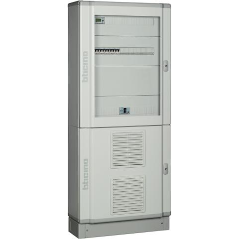 Immagine per MAS - QUADRO USO MEDICO STANDARD P 10 KV da Sacchi elettroforniture