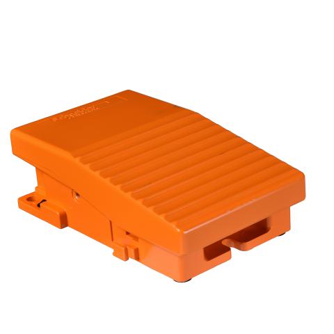 Immagine per INTERRUTTORE A PEDALE ARANCIO da Sacchi elettroforniture